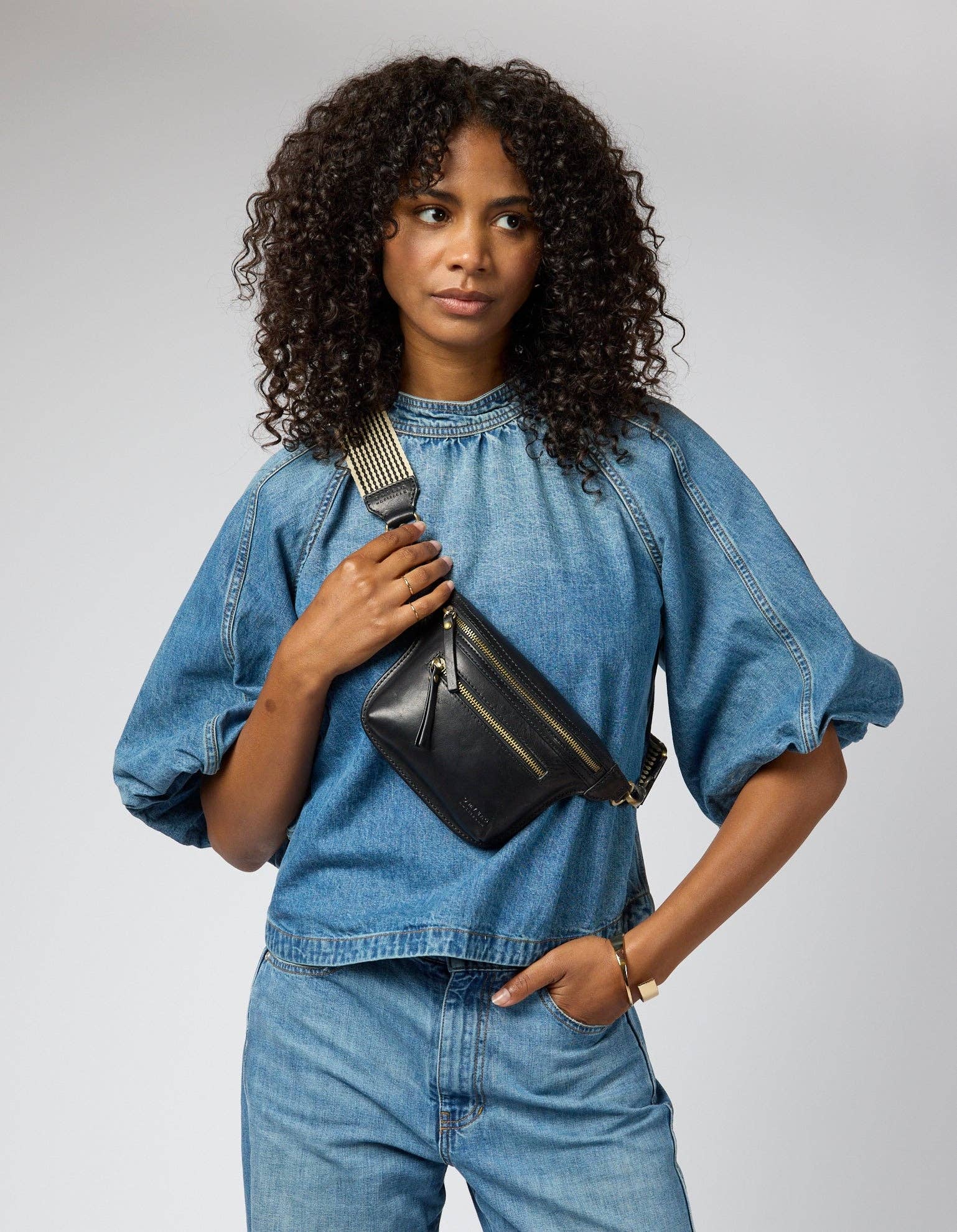 O My Bag – wholesale Midjeväska - Dam – Becks midjeväska - Svart Stromboli-läder4