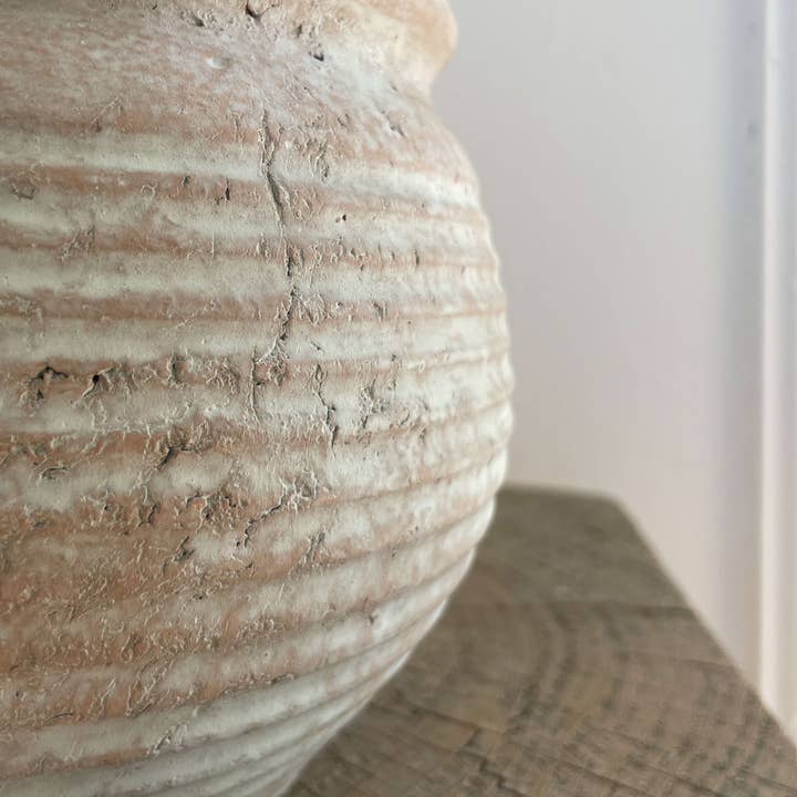 Hycroft Home Decor - Wholesale Plant Pot - Lazio Rustic Vintage-Style Terracotta Pot with Aged Look3