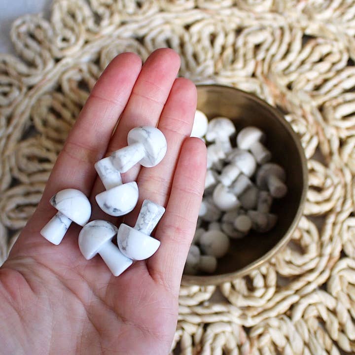 Pebble House – wholesale Andlig sten/kristall – Howlite Mini Svamp (Kristaller & Stenar)