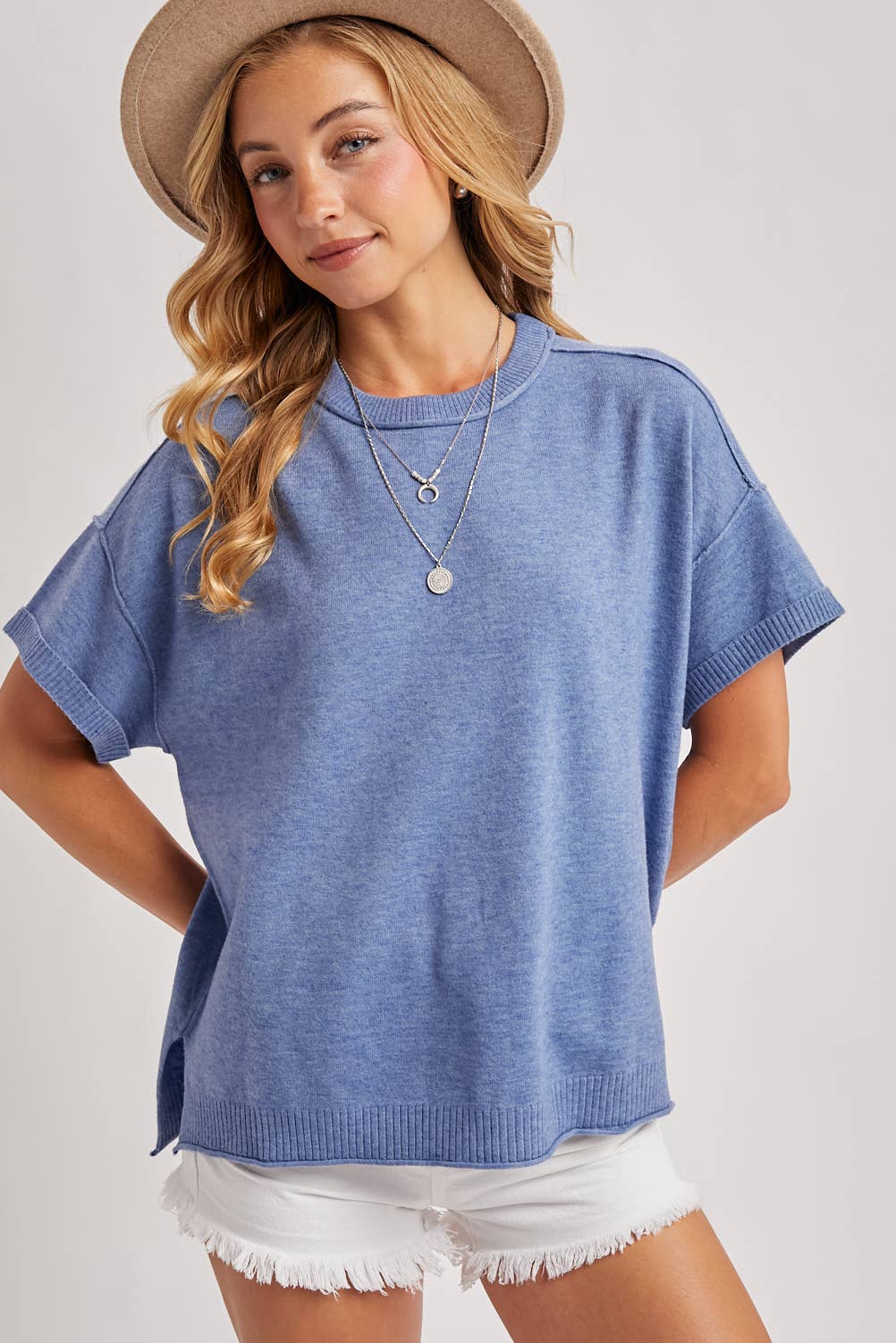 Bluivy - Venta al por mayor Jersey corto de punto - Mujer - CAMISETA DE PUNTO CON CUELLO REDONDO0