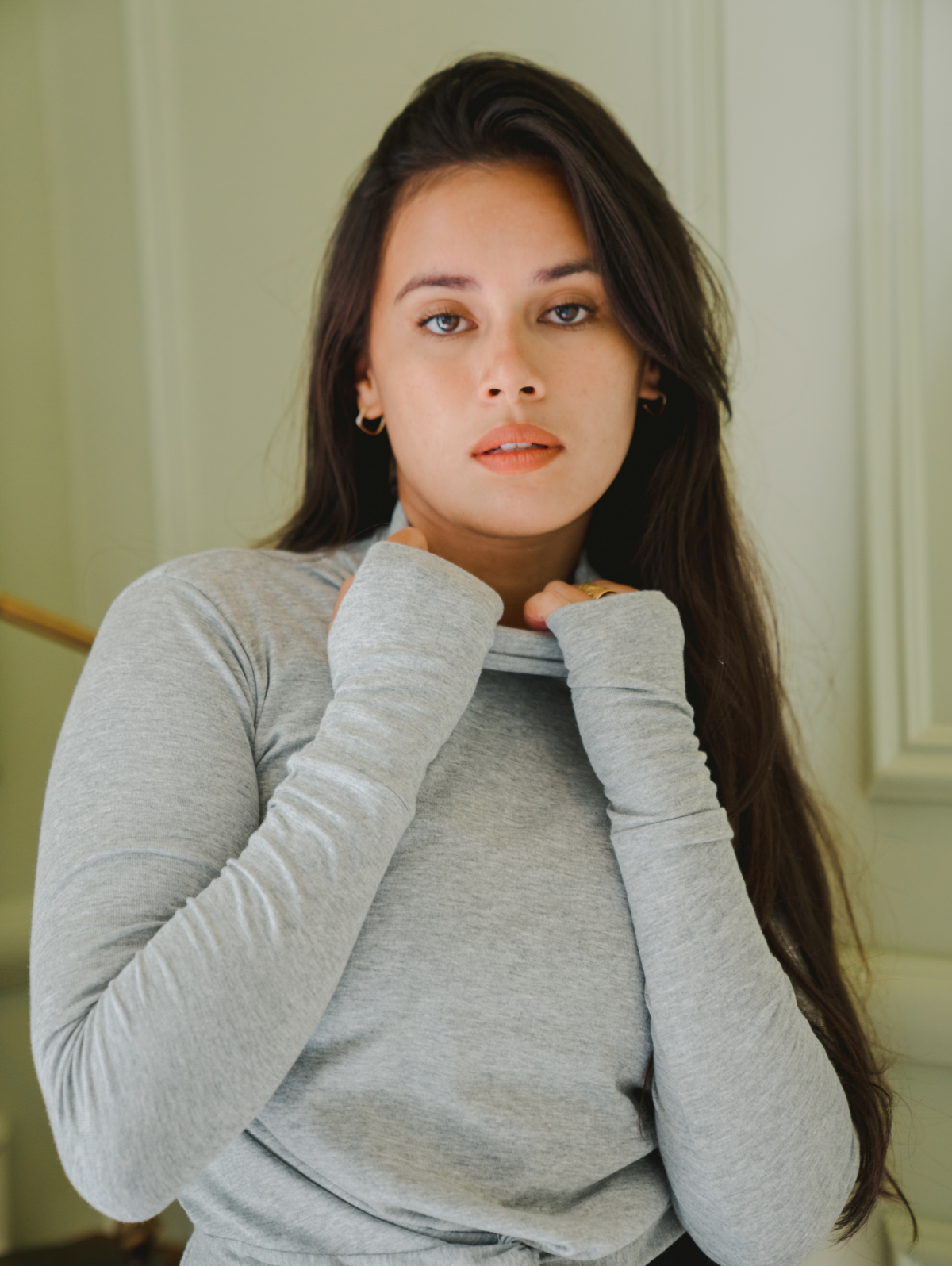 Hands To Hearts - Wholesale Knit Top - Women's - Reversible Knotted LS Turtleneck Azure10