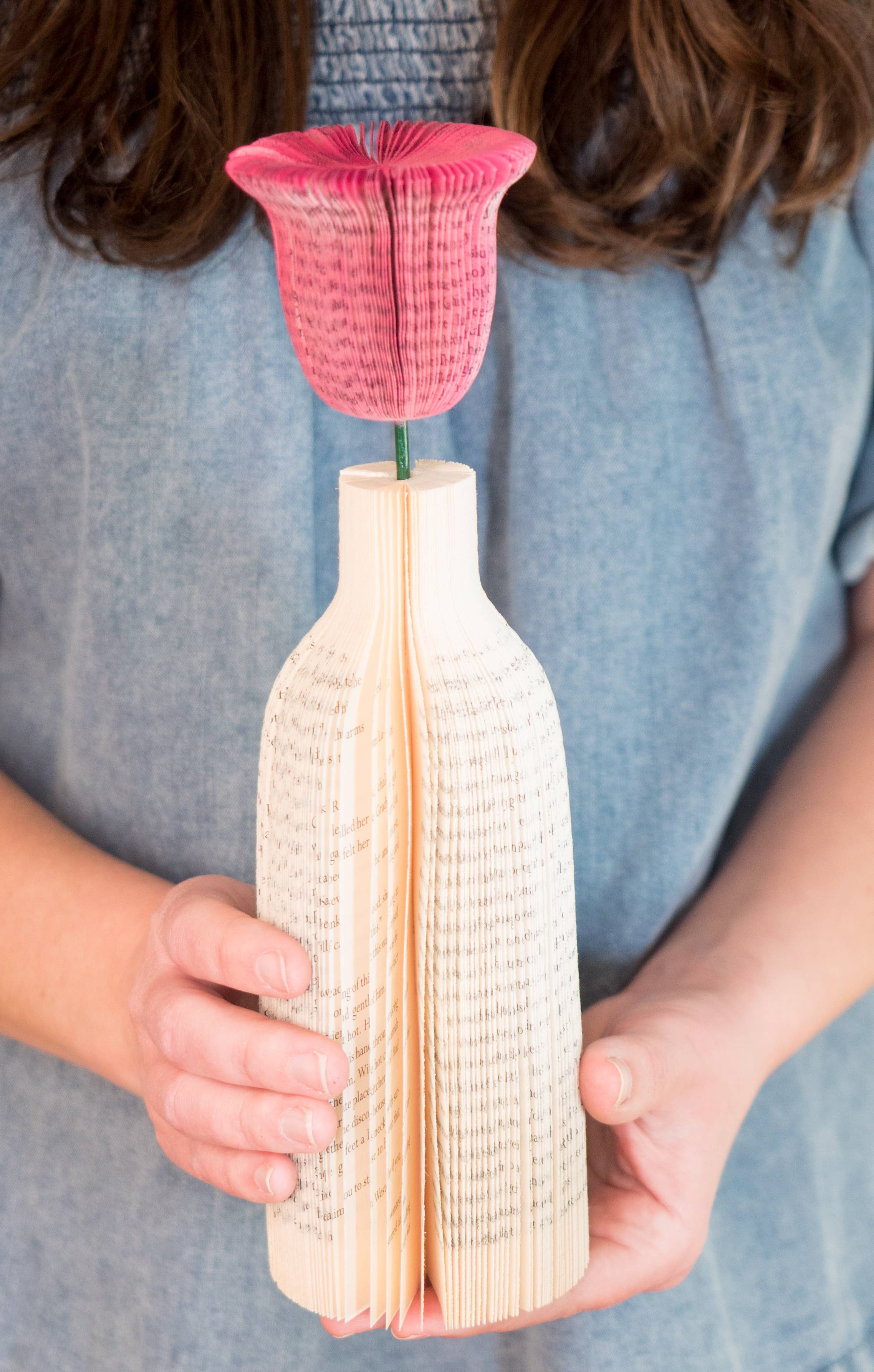 Root To Vine - Wholesale Artificial Flowers - Book Flower Vase-Handmade Valentines Gift3