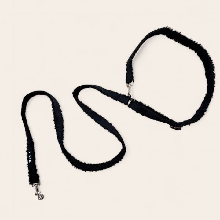 Correa multifuncional Teddy en color regaliz para venta al por mayor de Trufois