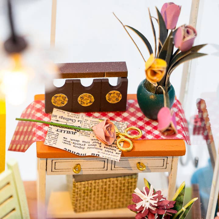 L10 Brand EU - Wholesale Book Holder - New - NOOKI - Sunshine Flower Book Nook2