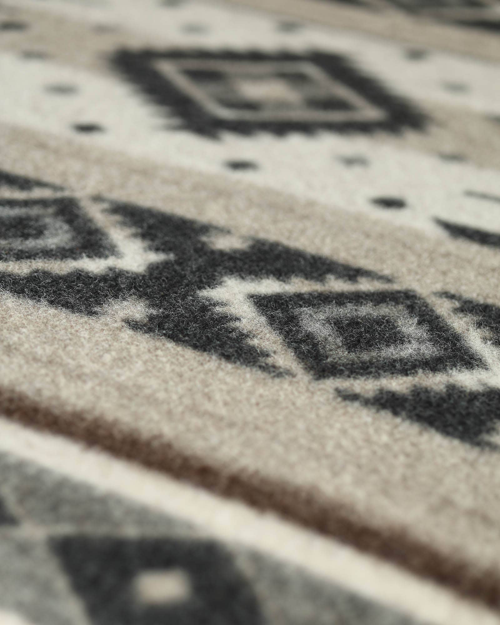 MoST - Wholesale Bedding Blanket - Wool bed Blanket TRIBE - double - beige3