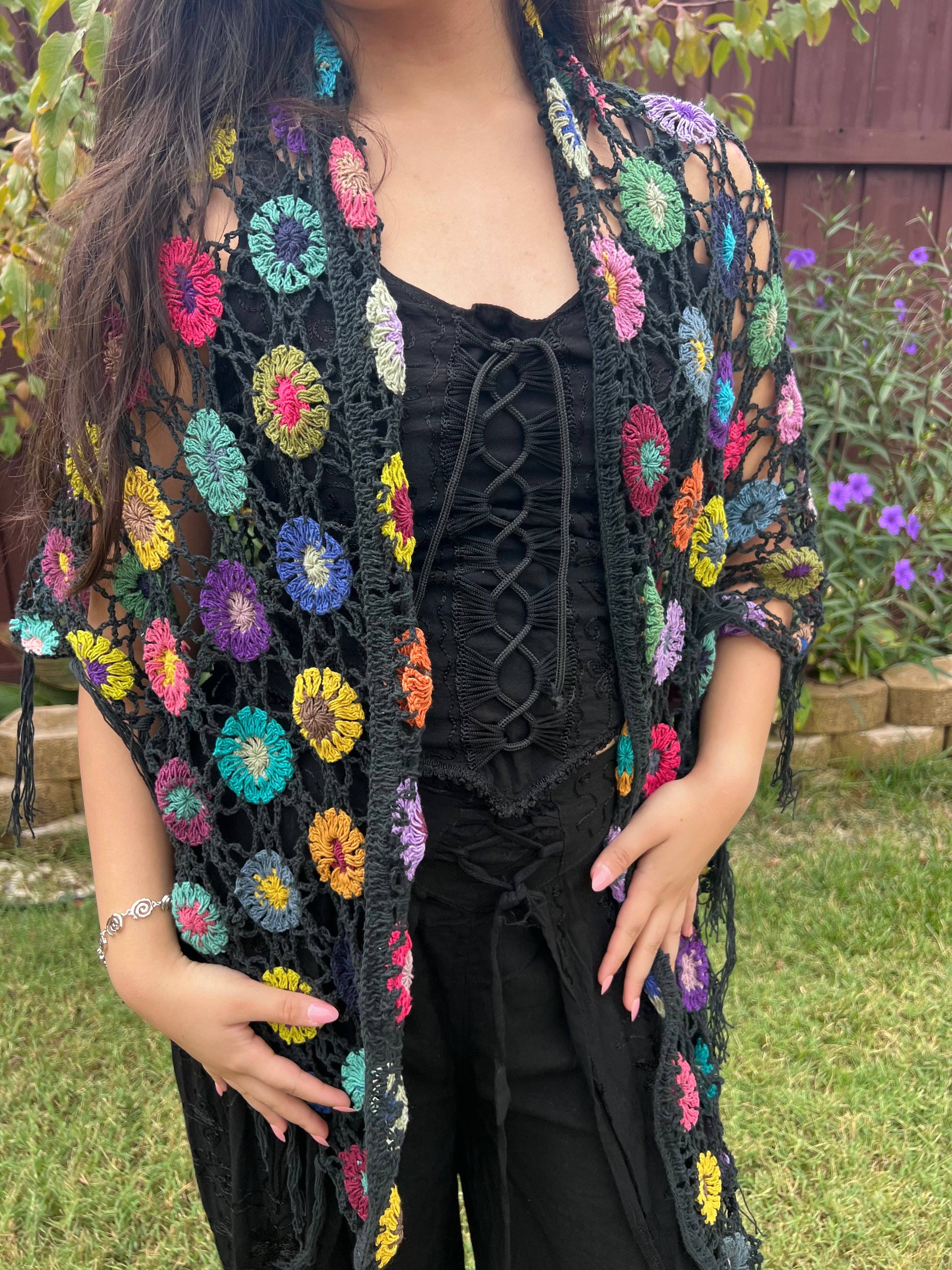 PuzzleStack - Vendita all'ingrosso Stola - Donna - Scialle a Rete all'Uncinetto Fiori di Campo9