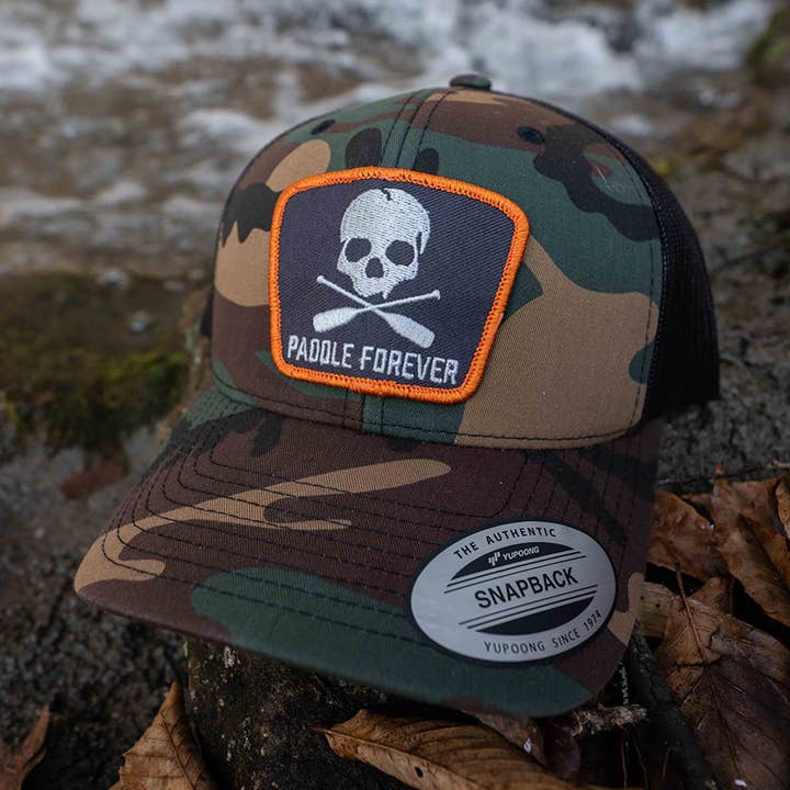 Cappello a Rete Nero Camo Canoe, Teschio di Canoa Paddle Forever per la vendita all'ingrosso da parte di Hey Bear Outdoors