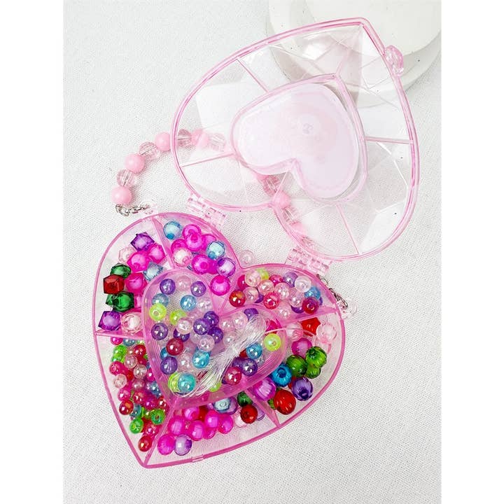 Kit de bricolage du créateur de bijoux en forme de cœur pour la vente par Love and Repeat