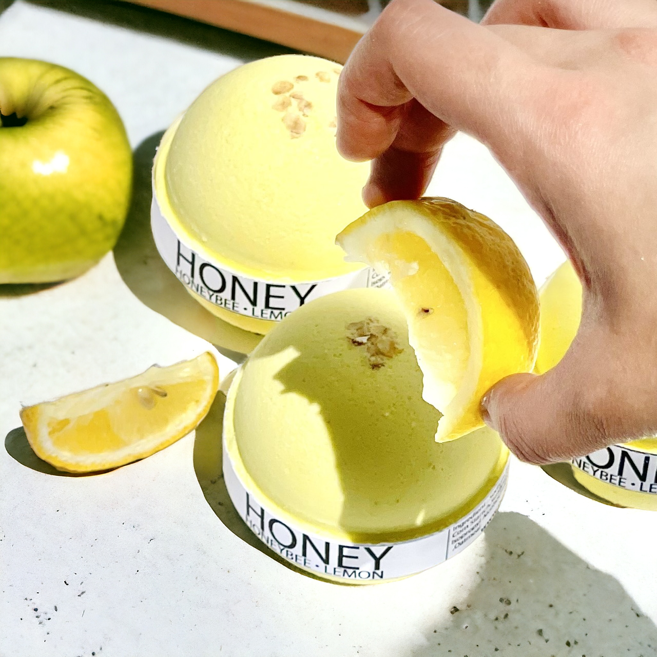 Pure Drop – wholesale Bath bomb/fizz – 18 units of bulk Large Bath Bombs - Choose scent 5