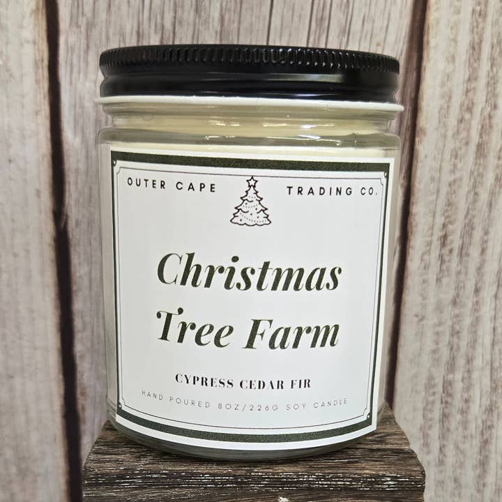 Ferme de sapins de Noël Bougie de vacances crépitante avec mèche en bois Noël en gros pour la vente par Outer Cape Trading Company