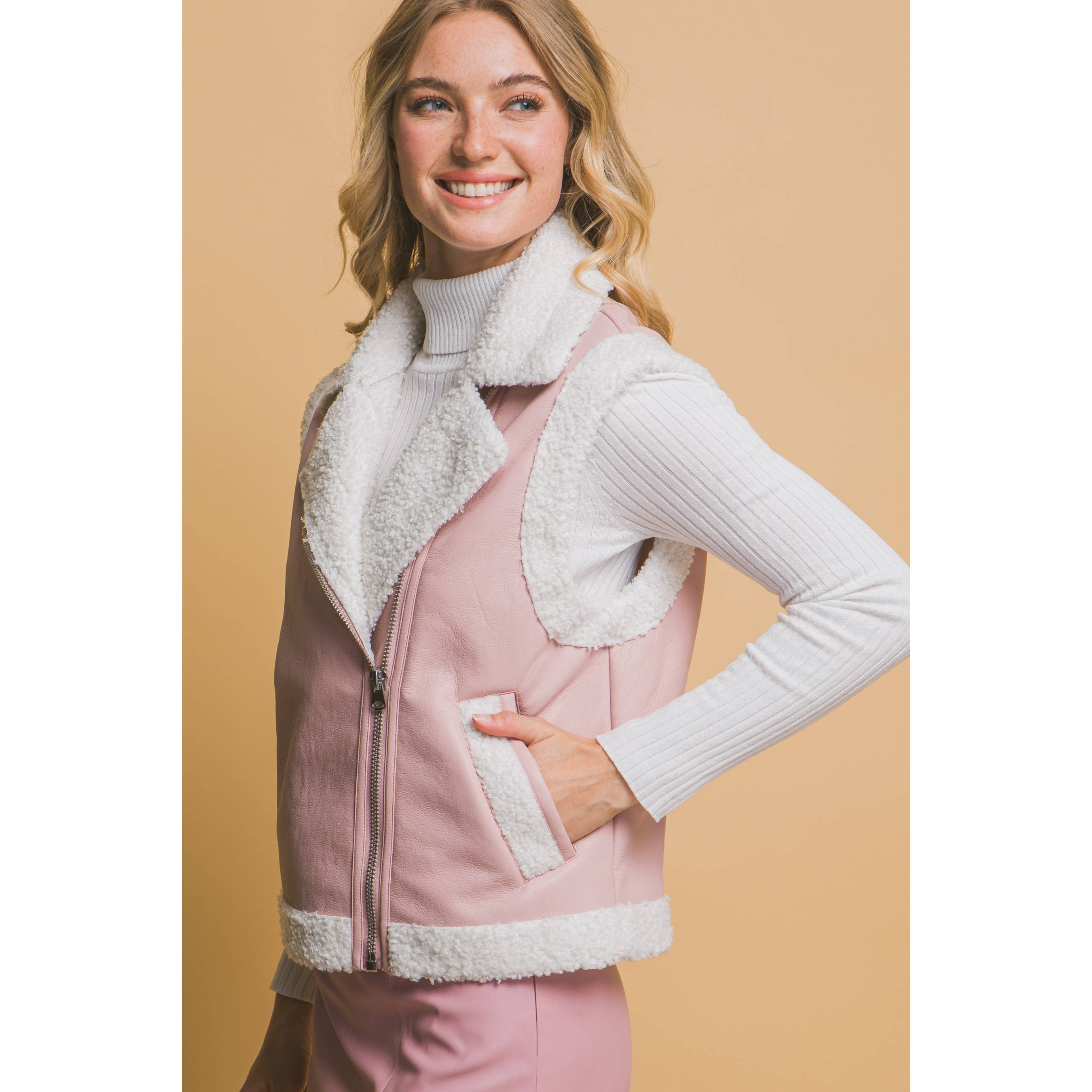 HiteJeans – wholesale Väst - Dam – PU Faux Läder Sherpa Trim Vest11