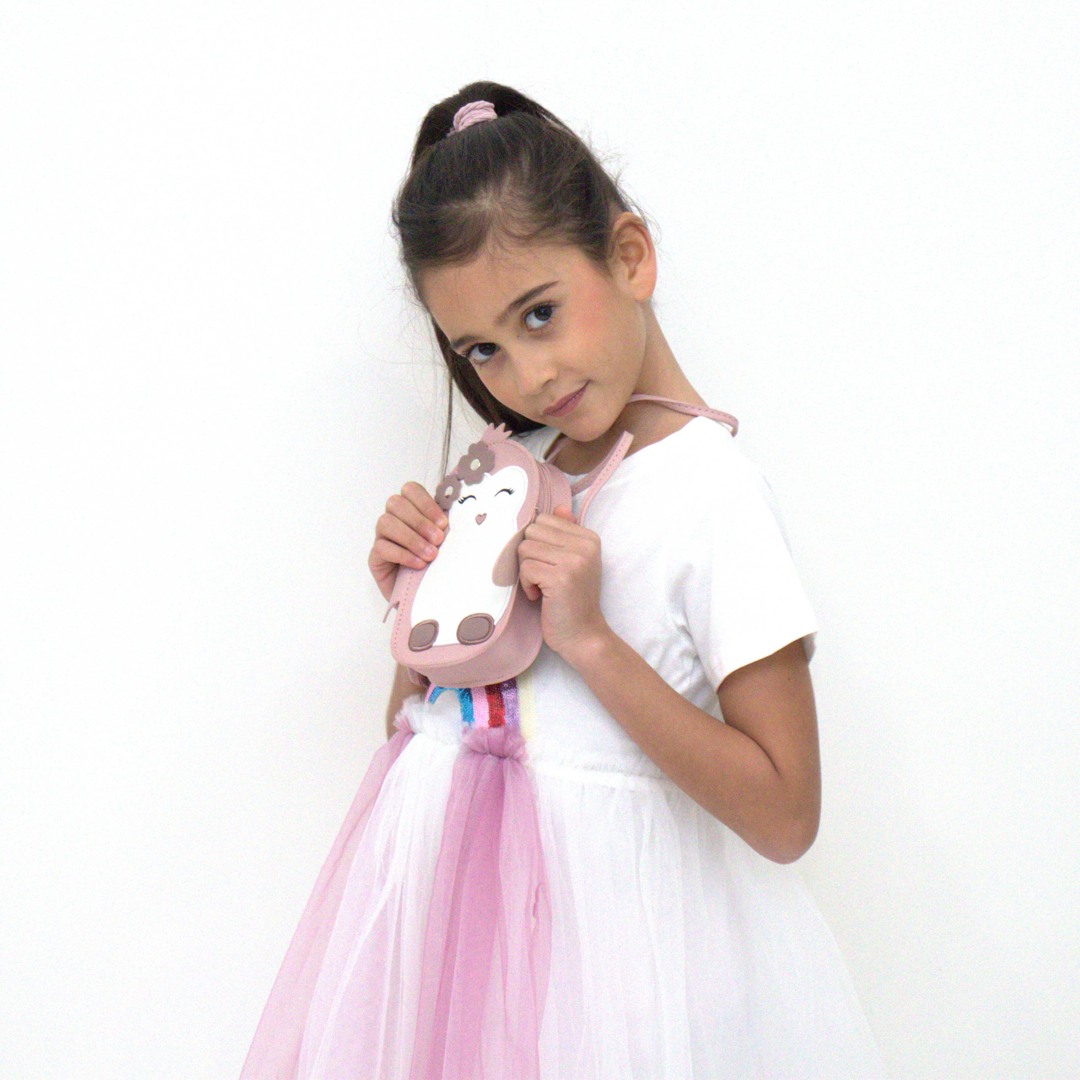 Yuko B - Vente Sac à bandoulière – enfant - Sac bandoulière Litchi - L'adorable Bébé Pinguin Rose17