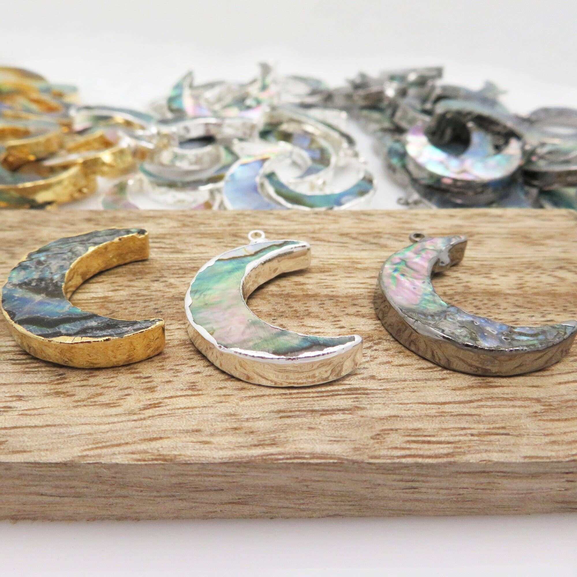 Jewelers Paradise - Wholesale Individual Charm/Pendant - Abalone Moon Crescent Pendant with Electroplated 24k Gold, Silver, or Gun Metal YOU CHOOSE Finish (S51B20)2