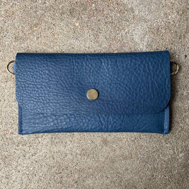 Denim Blå Buttery Blød Pebbled Læder Telefon Tegnebog for engroshandel hos Wild Sky Leather