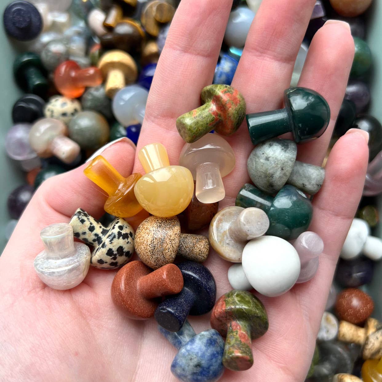 Gypsy Soul - Wholesale Spiritual Stone/Crystal - Mini Crystal Mushroom Gemstone - Assortment 24 Pcs5