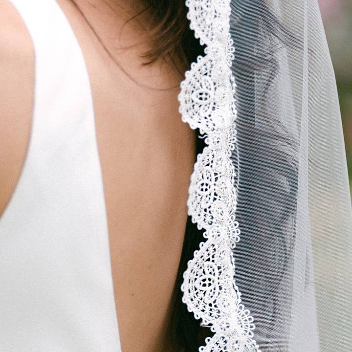 Miss Foxine Couture - Wholesale Veil - Women's - Julieta Lace Mantilla Wedding Veil3