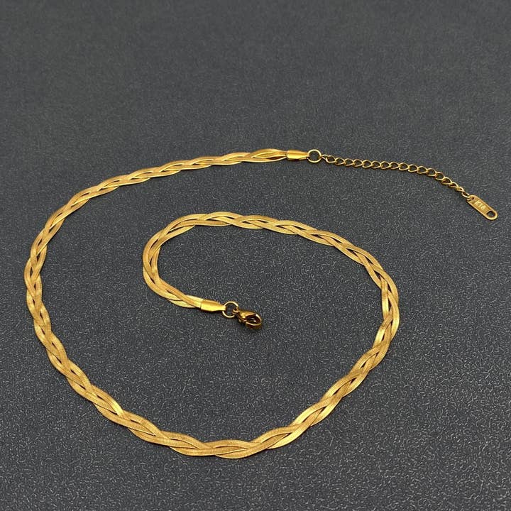 Mio Queena - Wholesale Link & Chain Necklace - 3 Layer Snake Bone Chain 18K Gold Plated Steel Necklace -FGS1