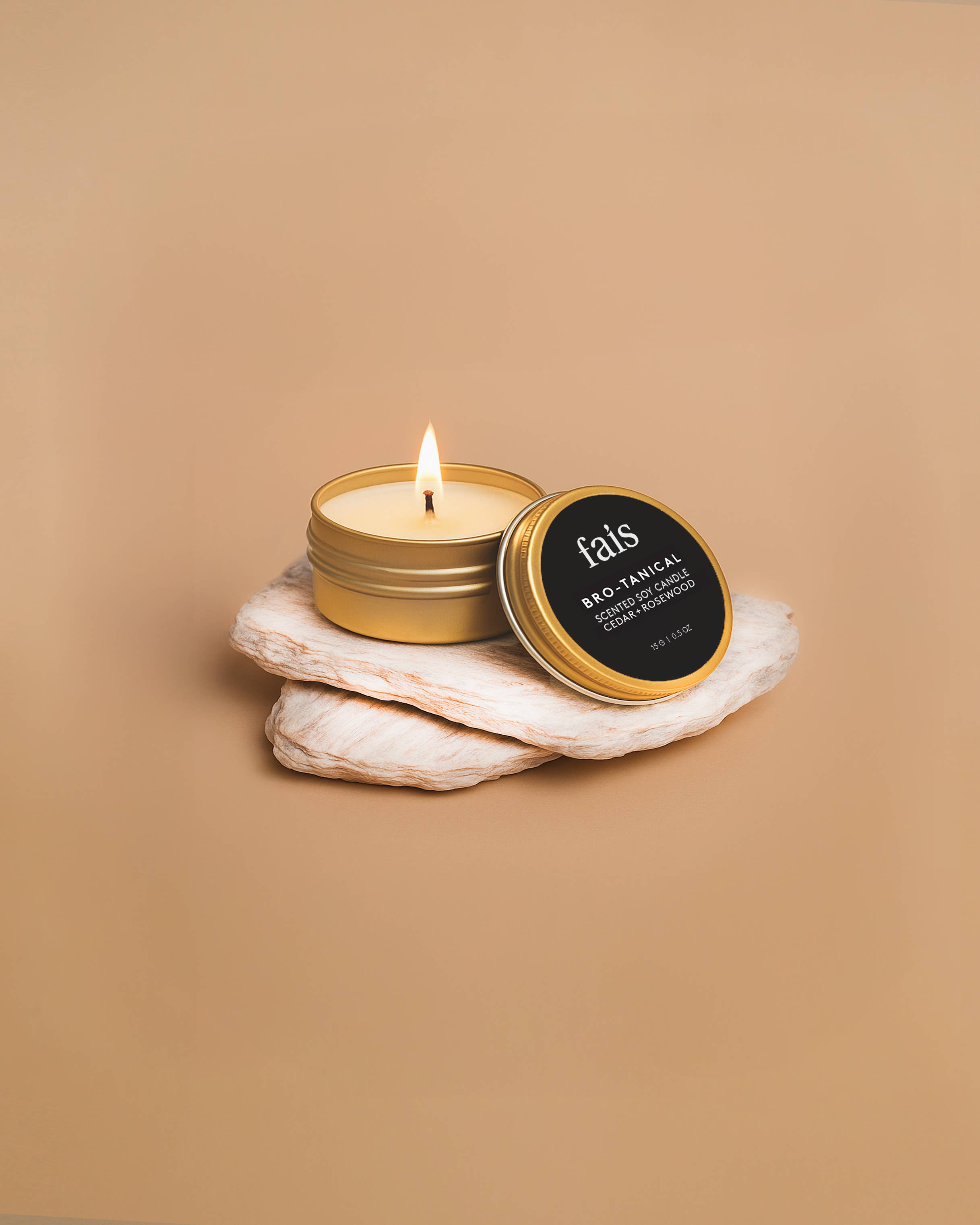 Fais – Velas de viagem por atacado – Velas de cera de soja com óleo essencial 10% para viagem, que queimam por 4 horas, em lata dourada1