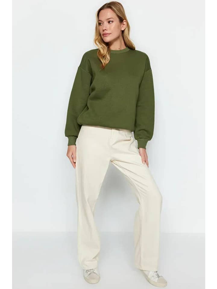 Hoxton Gal – wholesale Sweatshirt – Women's – Thick Fleece-Lined Regular Fit Crew Neck Basic Knit Sweatshirt27