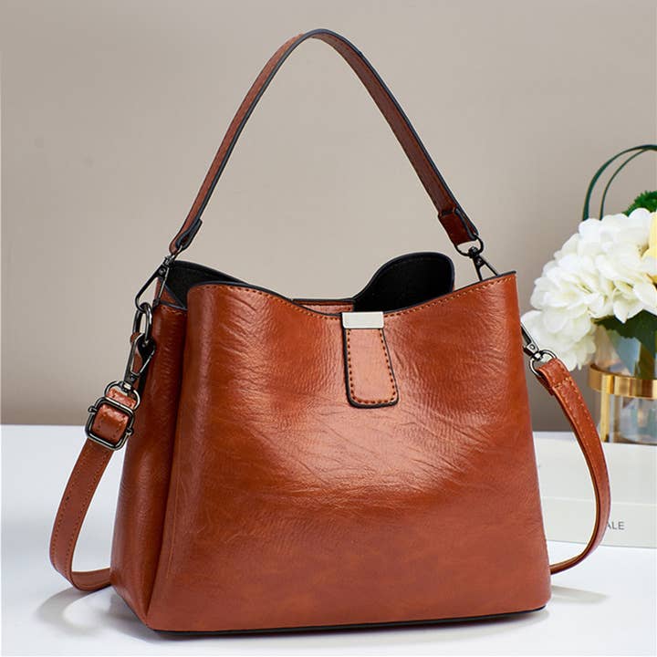 42POPS - Wholesale Shoulder bag – women's - .._ SI-25642 Vegan Leather Bucket Shoulder Bag2