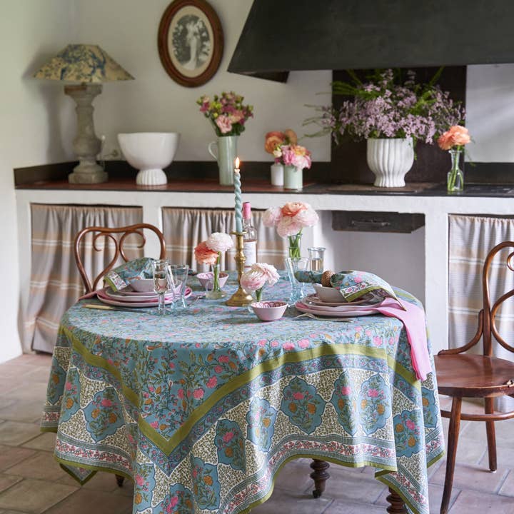 Giverny Multi | Nappe française pour la vente par Caravan Home