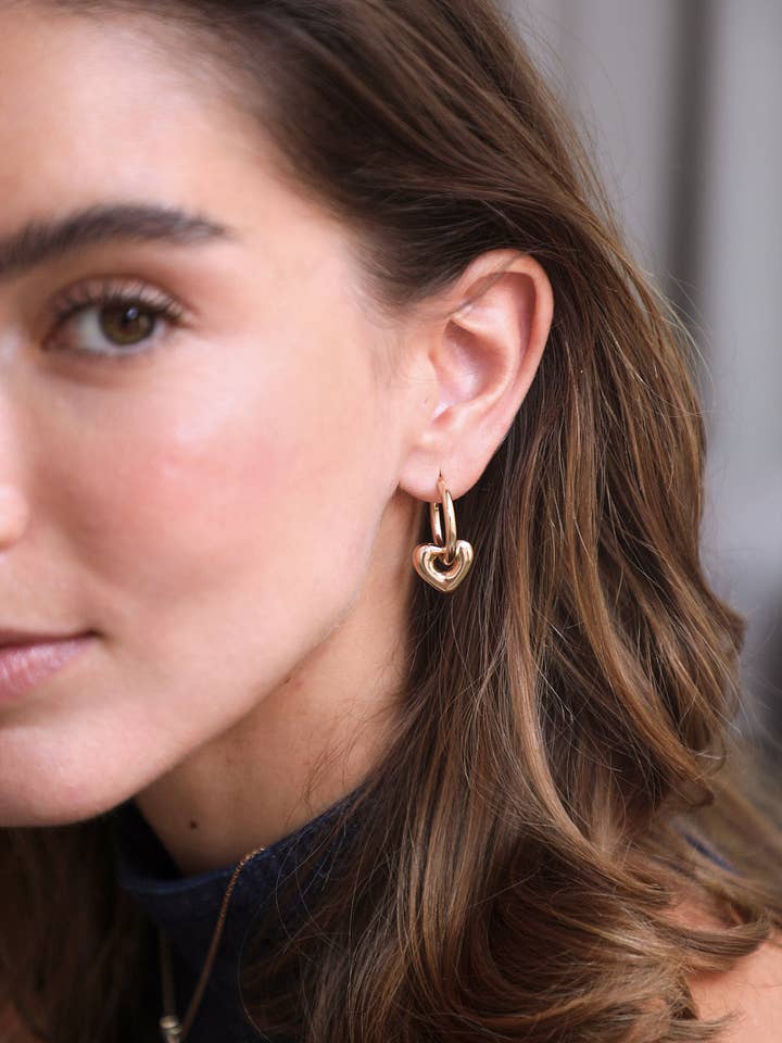 Jill earrings for wholesale by Waekura