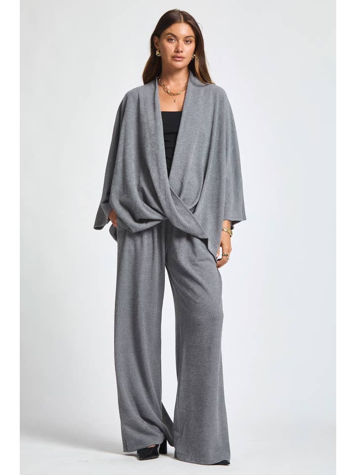 Dear Scarlett - Wholesale Lounge Set - Women's - PLUS SIZE Ribbed 2-Piece Travel Essential19