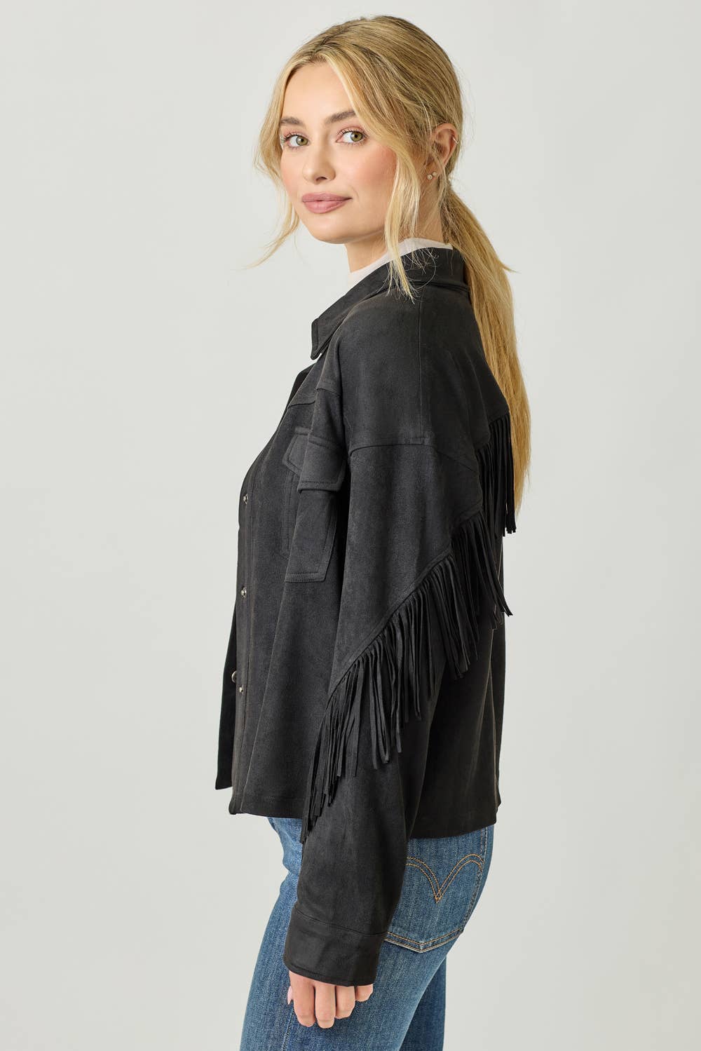 Mystree - Vendita all'ingrosso Giacca a camicia - Donna - 20609 Giacca Camicia in Suede con Dettaglio sul Retro a Frange12