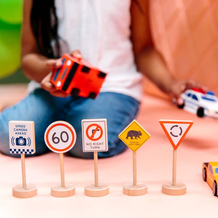 Make Me Iconic - Wholesale Wood Toy - Kids - WOODEN TOY - LOOSE CHANGE AUSSIE ROAD SIGNS