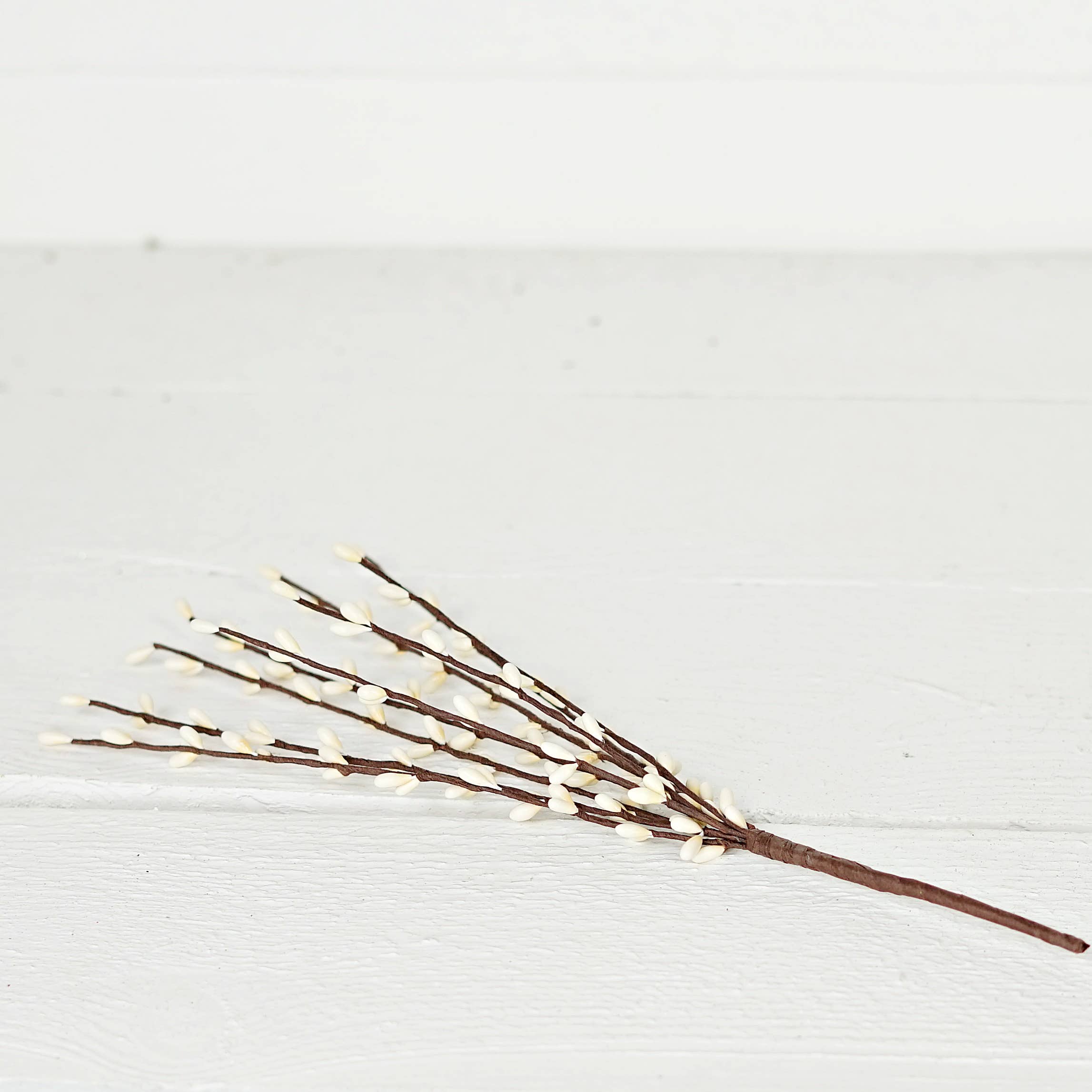 Impressive Enterprises, Inc. - Wholesale Artificial Flowers - ISB13800VAN- 12in Pip Berry Pick-Vanilla color1