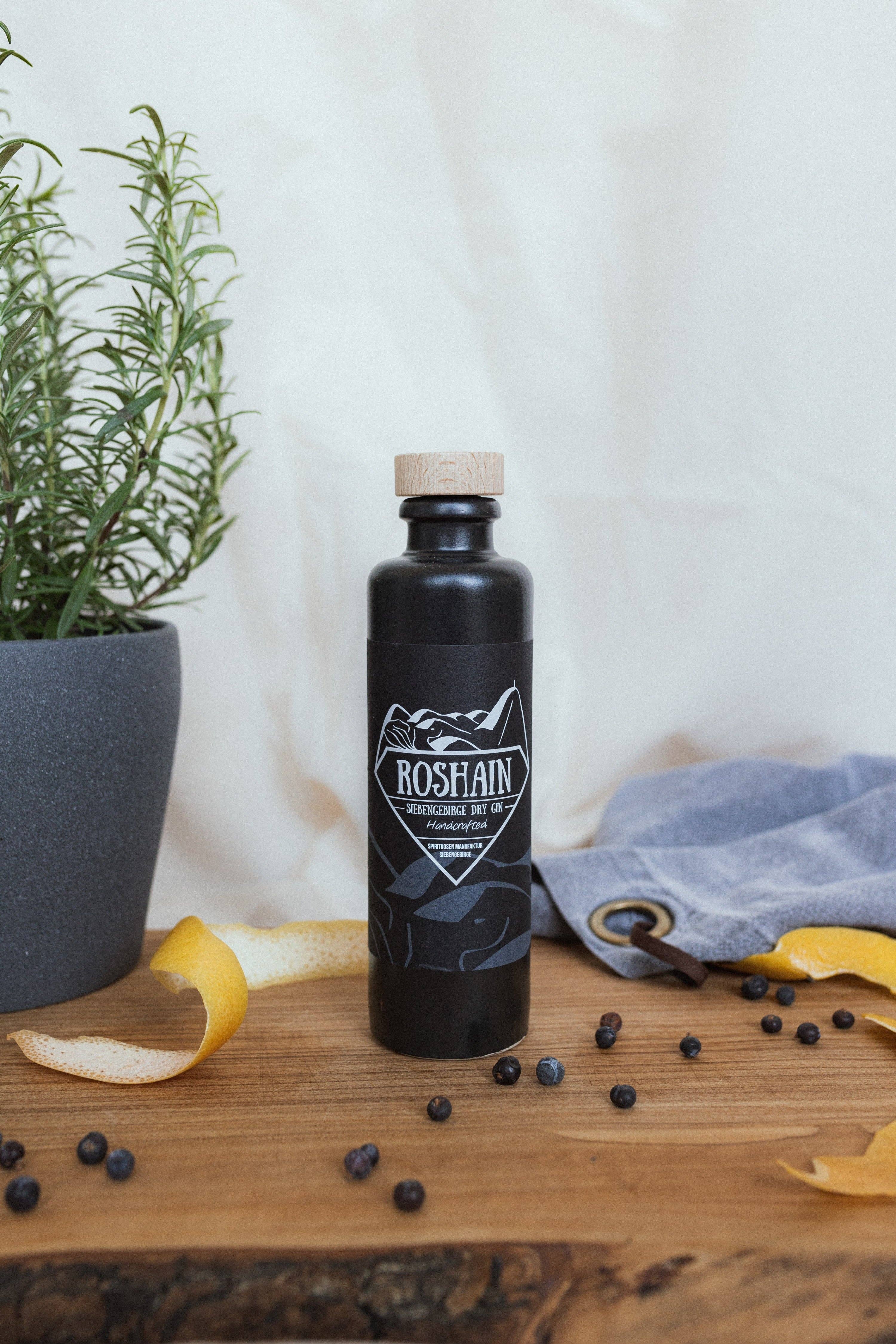 Roshain Spirituosen Manufaktur - Vendita all'ingrosso Gin - Siebengebirge Dry Gin in varie dimensioni1