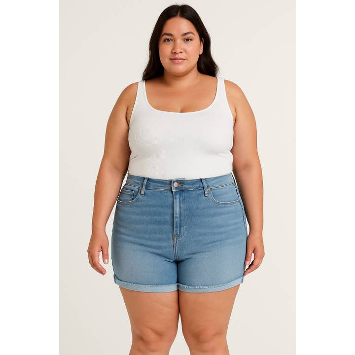 PLUS HIGH RISE DENIM SHORTS for engroshandel hos Pinkbloom