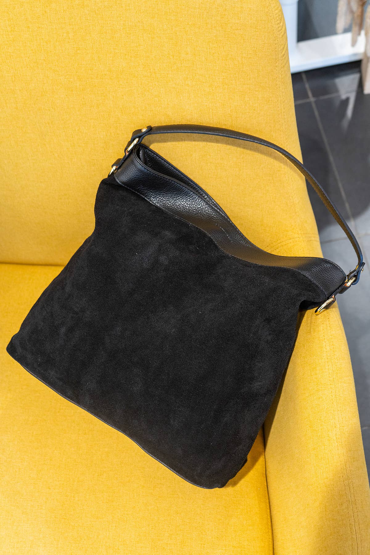 Cherry Paris - Wholesale Messenger Bag - Women's - CELINA SUEDE Bag - 41902