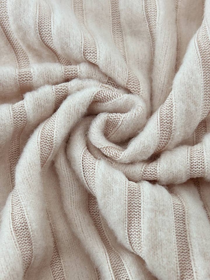 NINEXIS - Wholesale Blouse - Women's - CWTBLL3790_V NECK DRAWSTRING FLARE SLEEVE CROP TOP8