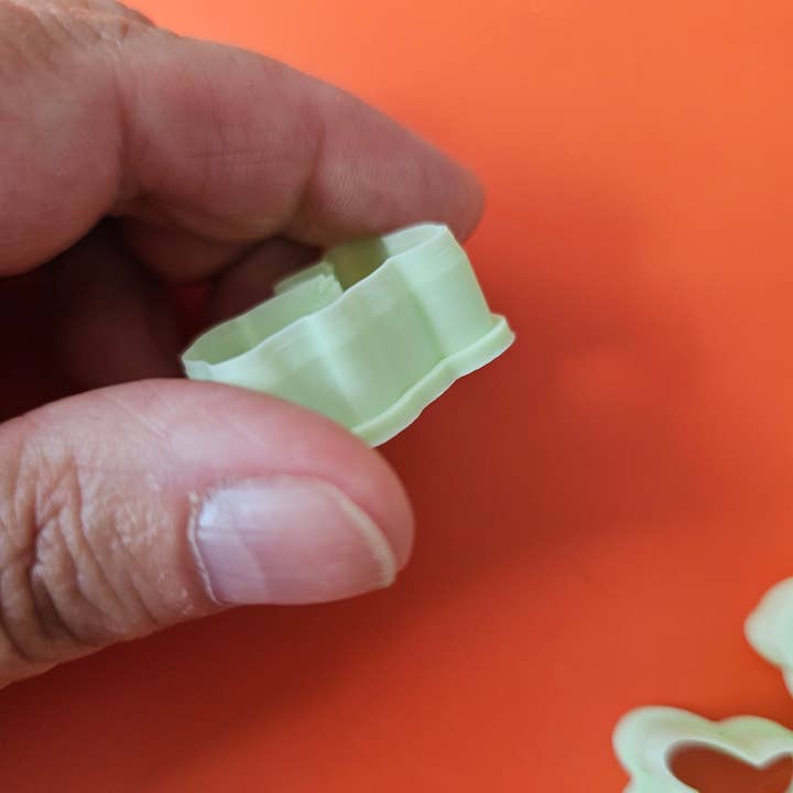 Carambola Desings - Wholesale DIY Jewelry - Kids - Easter Bunny clay cutter, Polymer clay Easter3