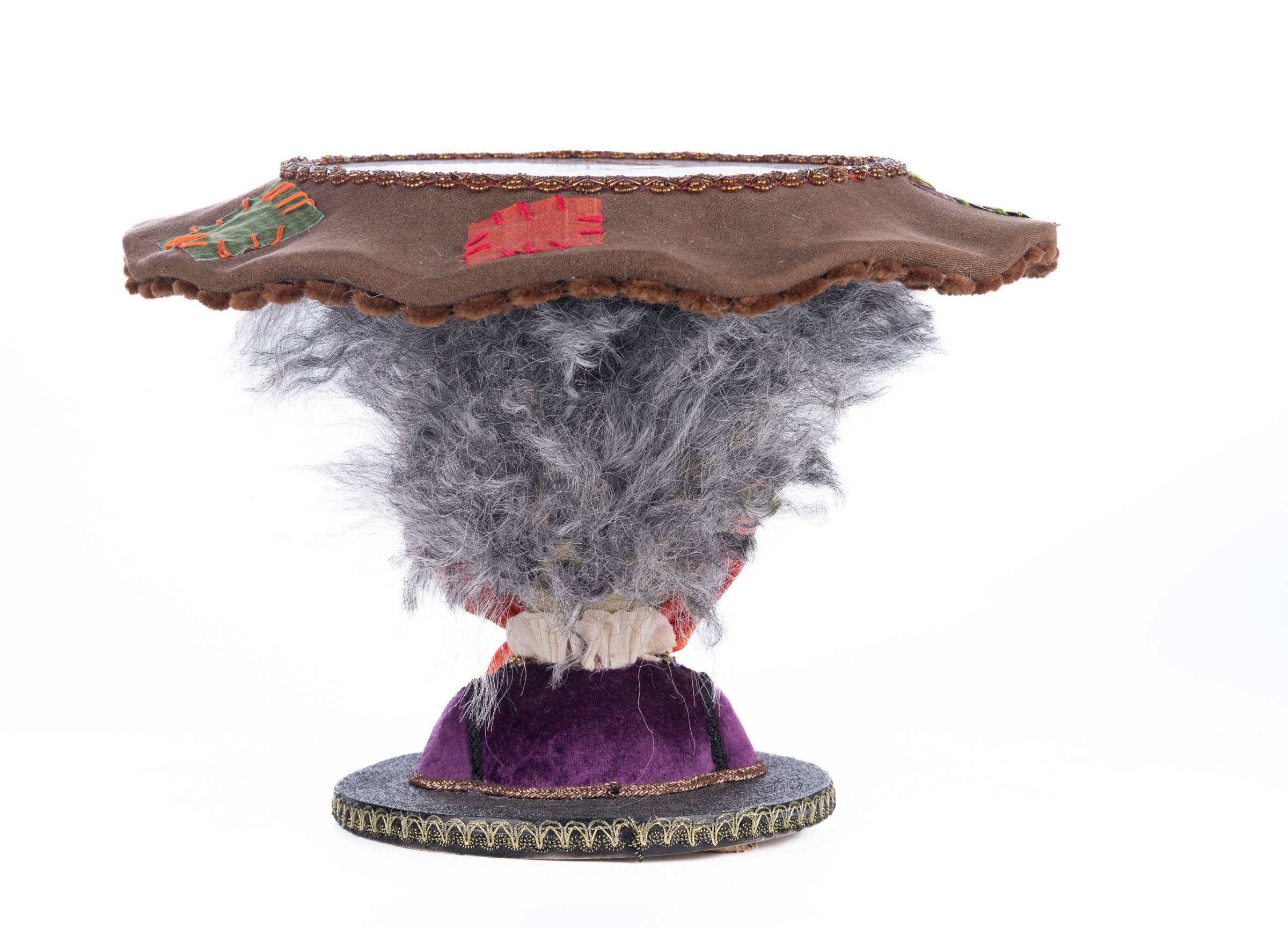 Katherine's Collection - Wholesale Decorative Tabletop Object - Witch Head Cake Plate3
