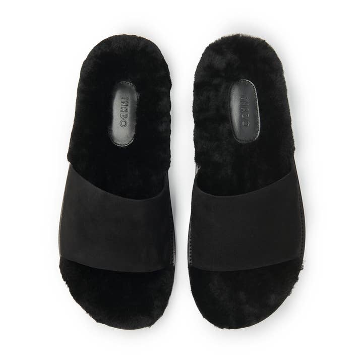 Gårdhave Shearling Sort Ruskind for engroshandel hos Inabo