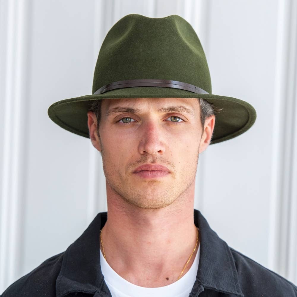 TRAVAUX EN COURS... - Wholesale Fedora - Women's - FELT HAT - leather band, sewn brim46