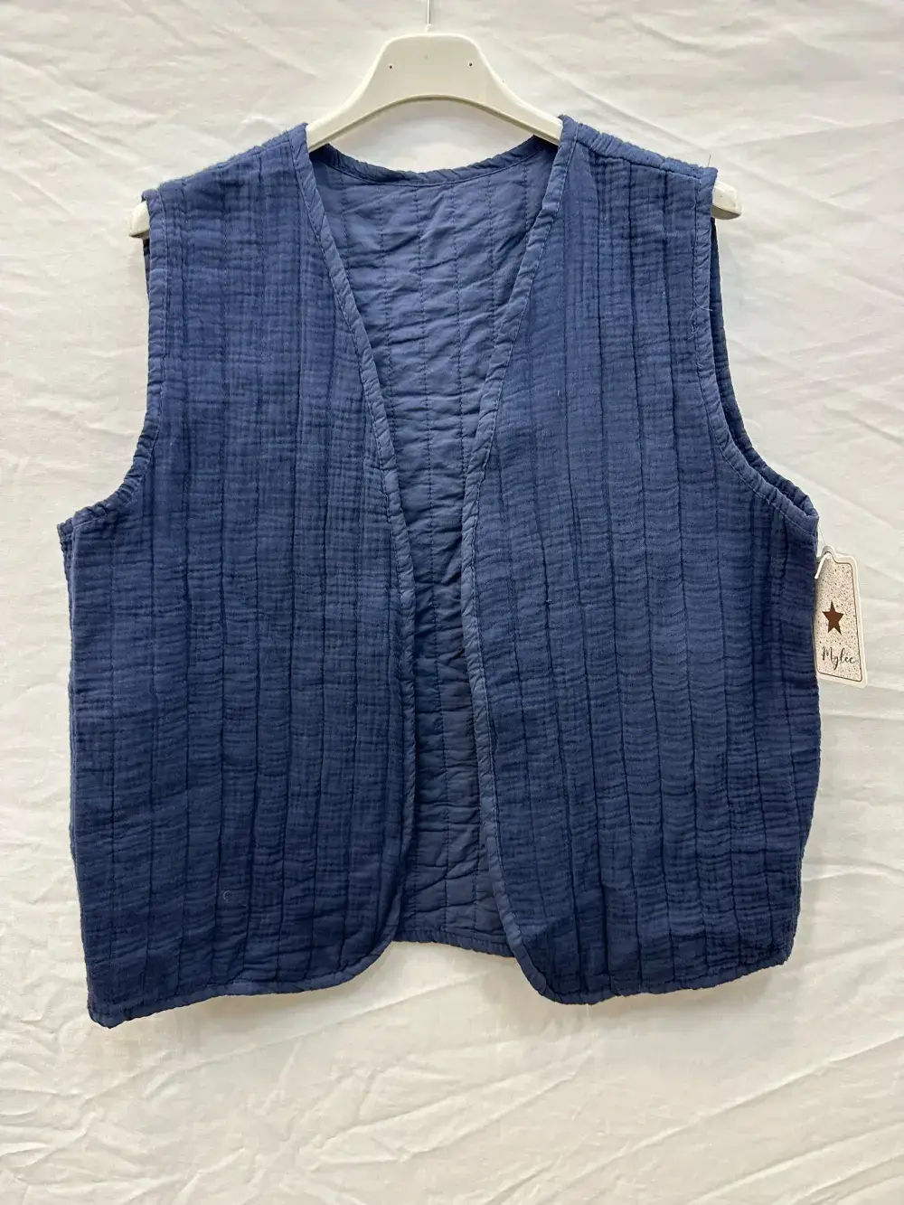 Mimi & Gogo – wholesale Outerwear Vest - Women’s – Plain quilted vest @5232_GiUniMatelasse18