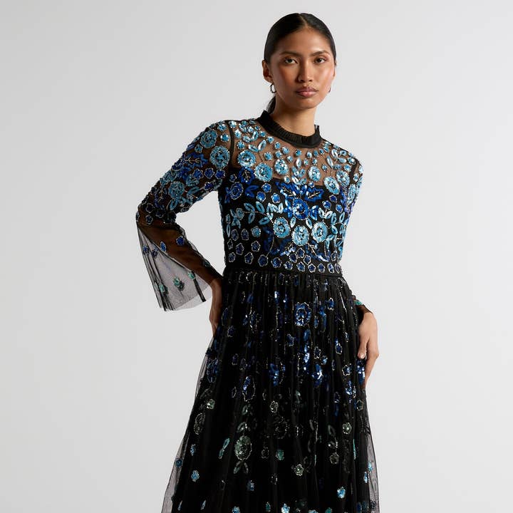 Vestido Midaxi Preto com Flores Dália Ornamentadas por atacado de Frock & Frill