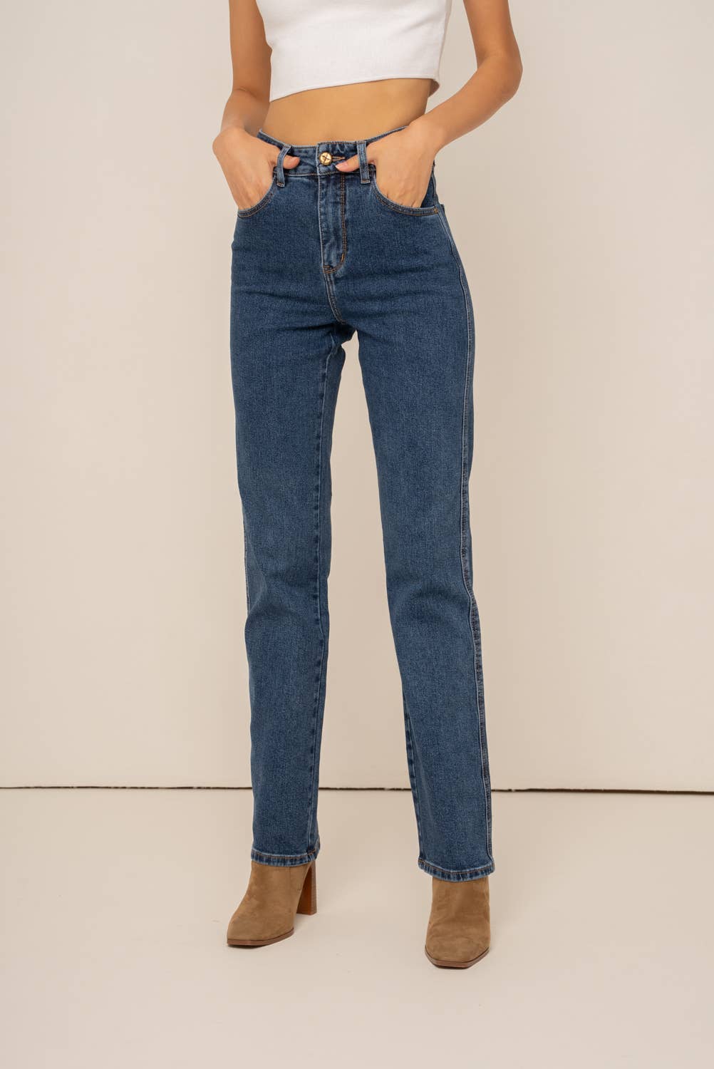 Oraije Paris - Wholesale Jeans - Women's - Kendal straight jeans1
