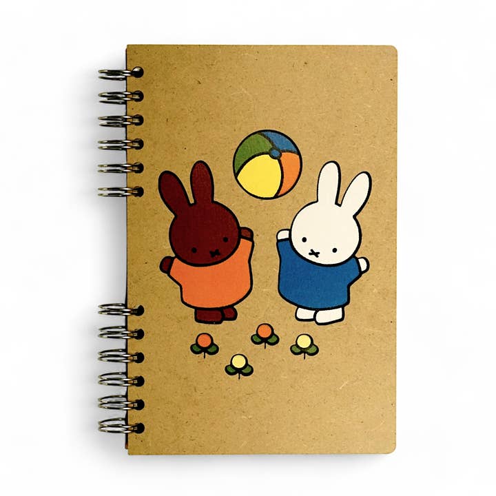 Diario di Miffy & Nina per la vendita all'ingrosso da parte di KOMONI Amsterdam