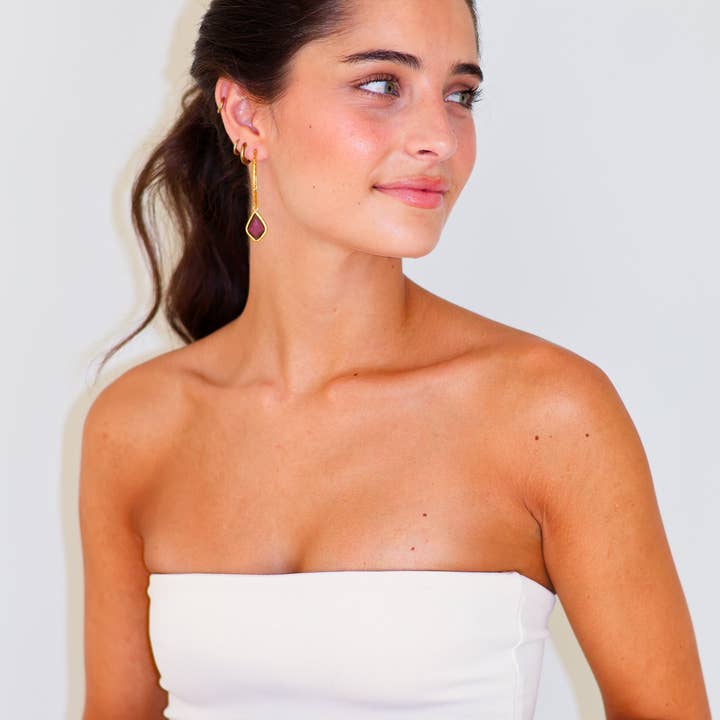 Woonder - Wholesale Dangle Earrings - Alma Burgundy Earrings4