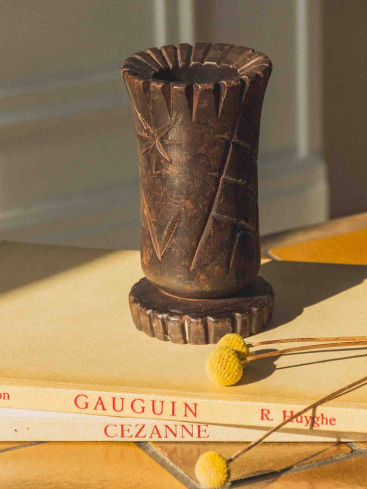 Brutalist vase for wholesale by Eloge