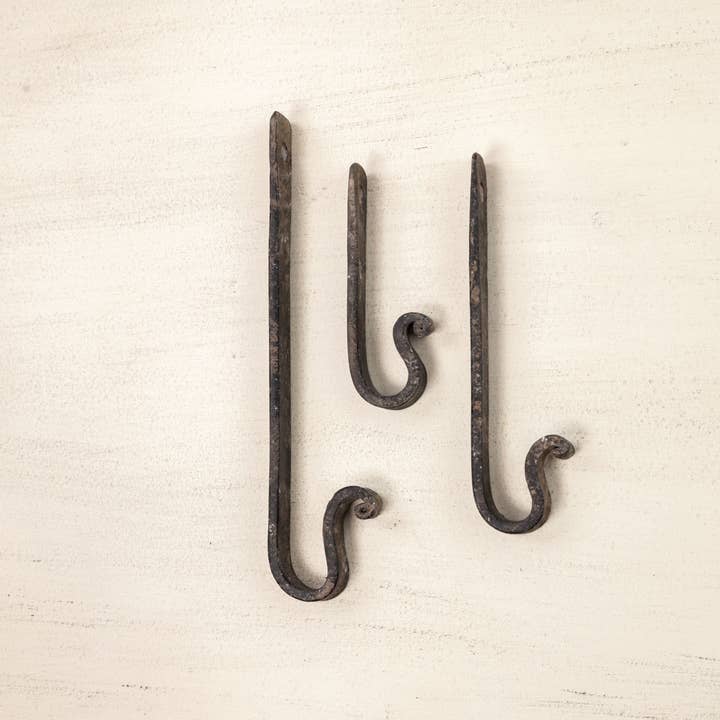 Ragon House - Wholesale Wall Hook - 4" BLACK FORTIFIED HOOK1