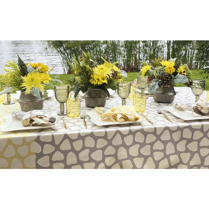 Nappe Fossil pour la vente par OSLÉ HOME DECOR