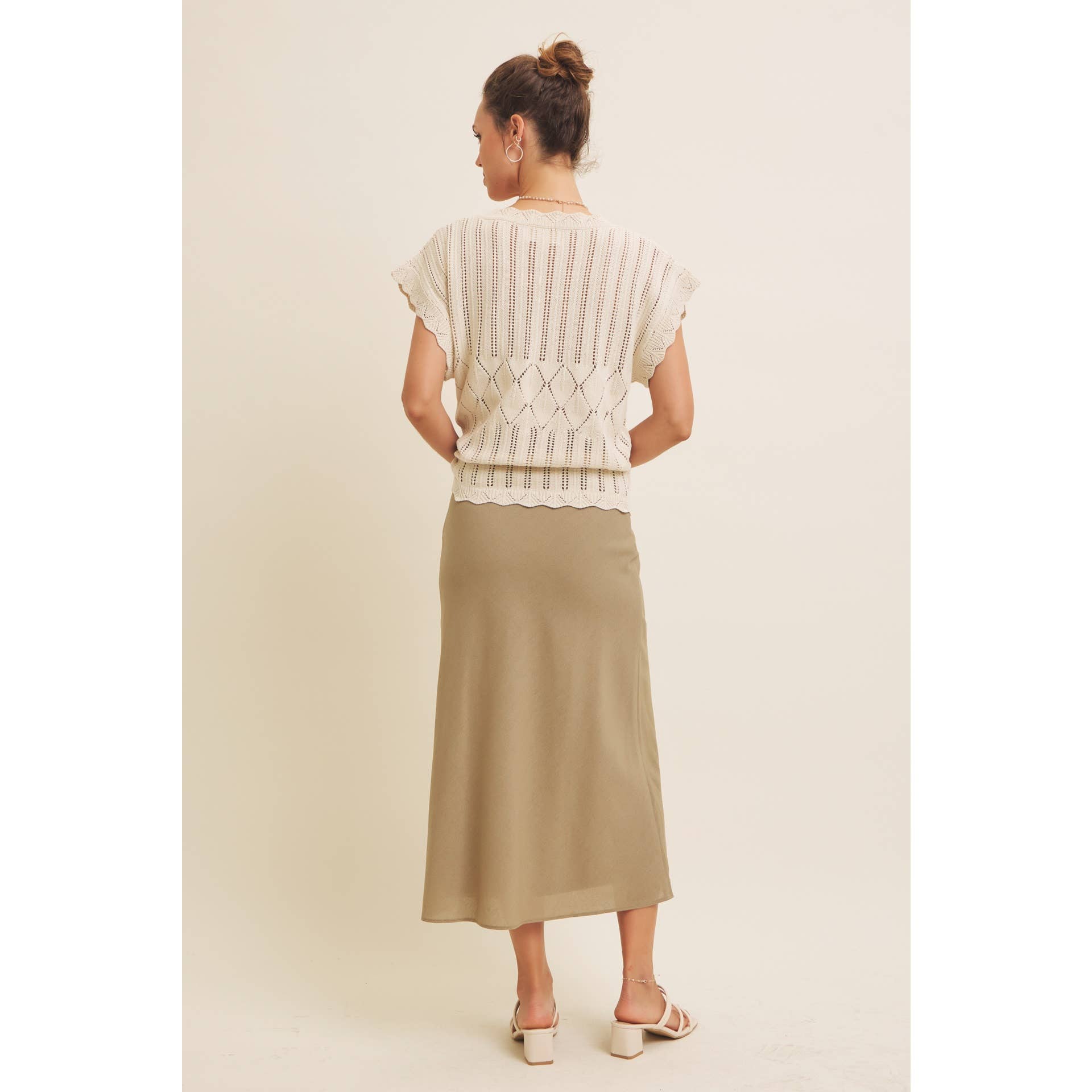 in february - Wholesale Skirt - Women's - VISCOSE LINEN BLEND BIAS CUT MAXI SKIRT WITH LINING7