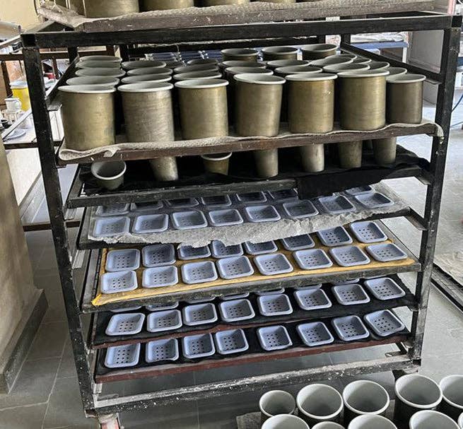 British Colour Standard North America - Wholesale Utensil Holder - BRITISH COLOUR STANDARD - Tall Enamel Utensil Holder in Orange Flame / Bright White7