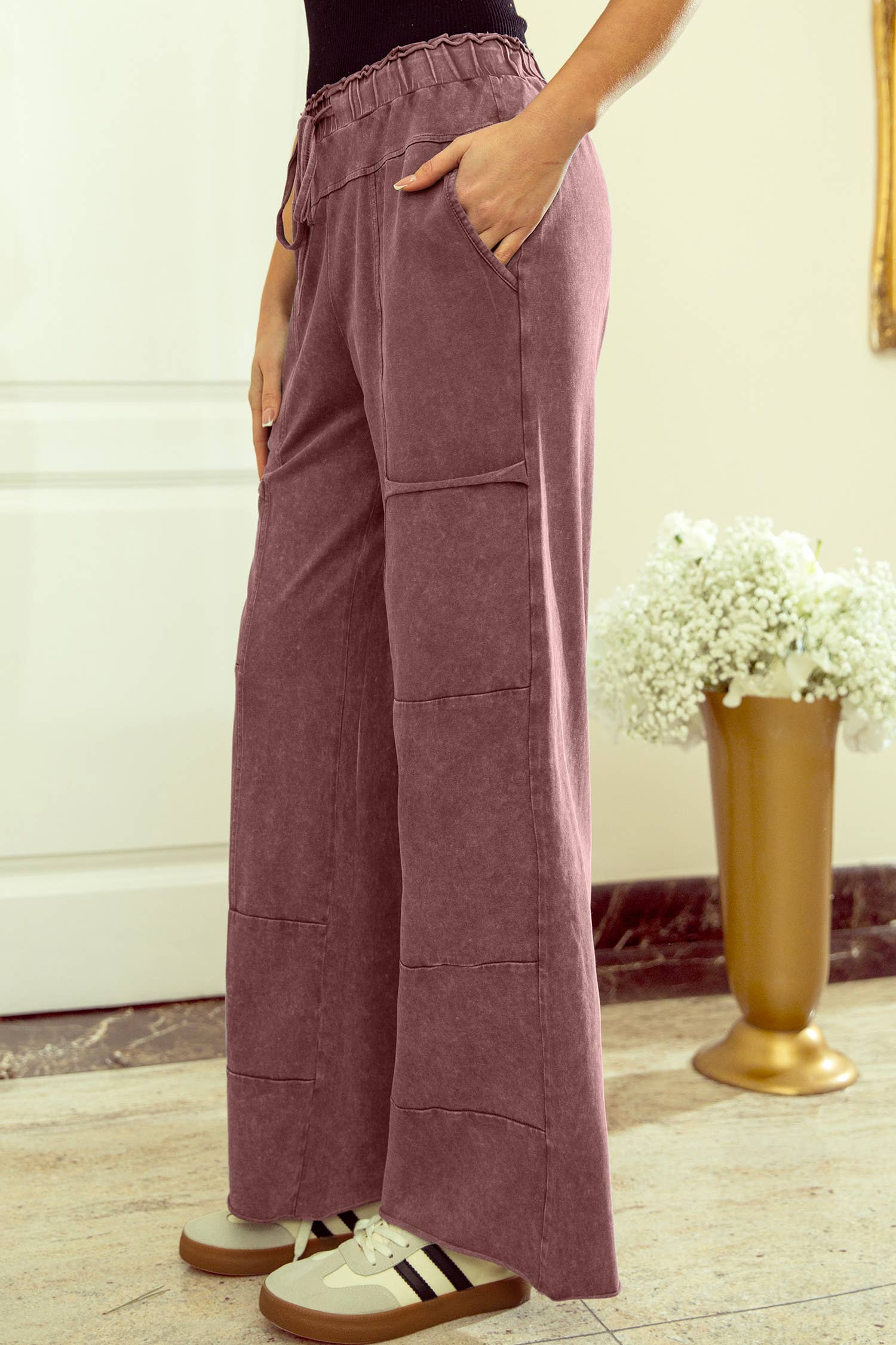 1 the Woman - Wholesale Pants - Women's - Mineral Wash Lace-up High Waist Raw Hem Patched Pocket Pants11