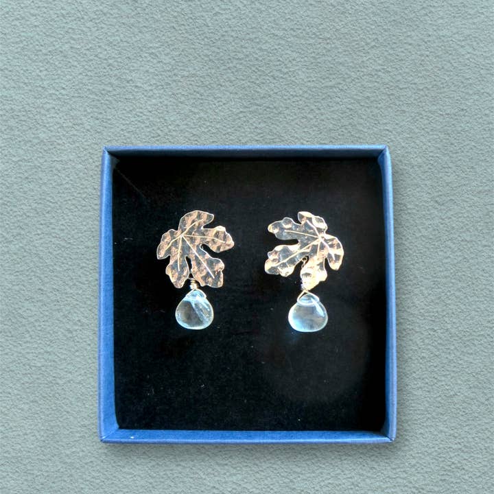 Hirondelle Bijoux - Wholesale Dangle Earrings - Fig leaf earrings2